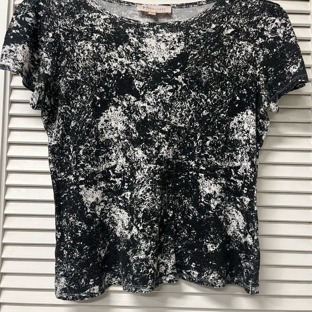 PHILOSOPHY republic  clothing✨Black and White Short Sleeve Top✨xs
